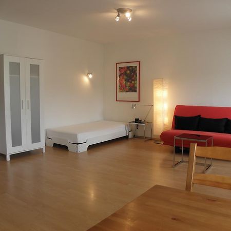 Ferienwohnung Dependance am Blumenbrunnen Baden-Baden Zimmer foto